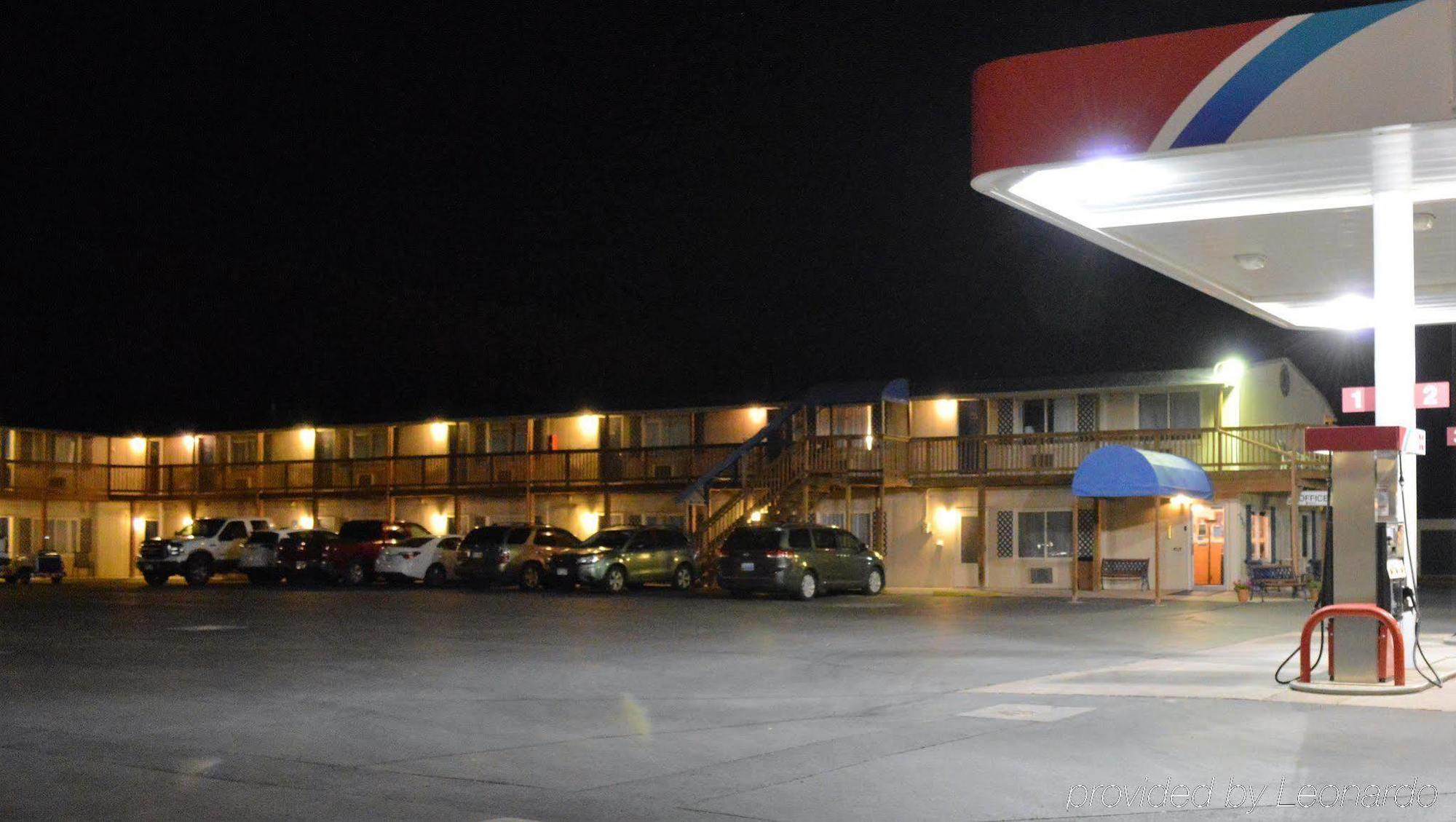 Americas Best Value Inn Sheridan WY Exterior foto